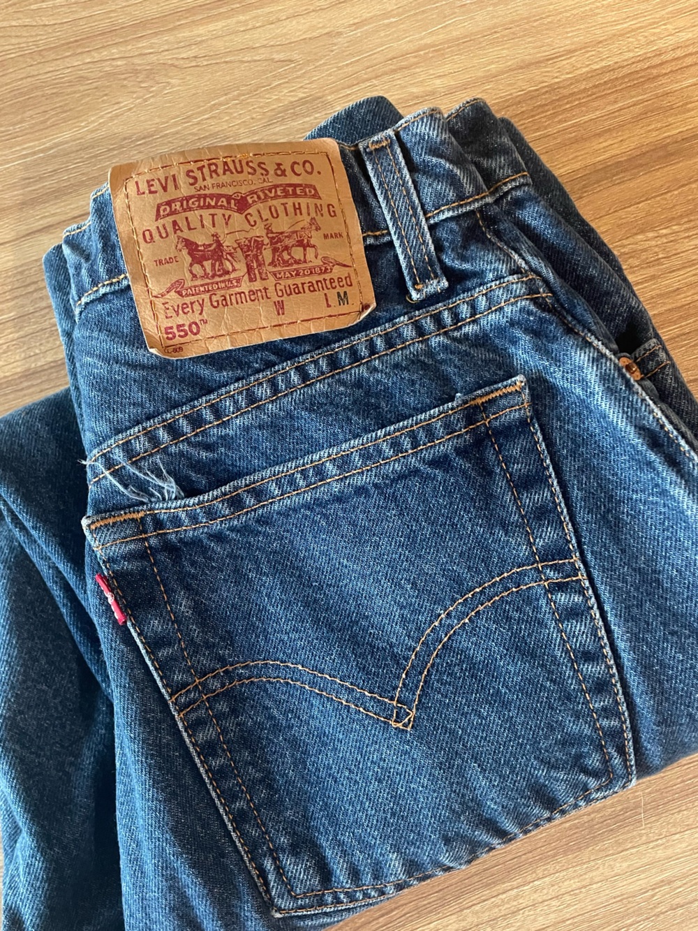 Levi's 550 VINTAGE relaxed fit tapered leg
